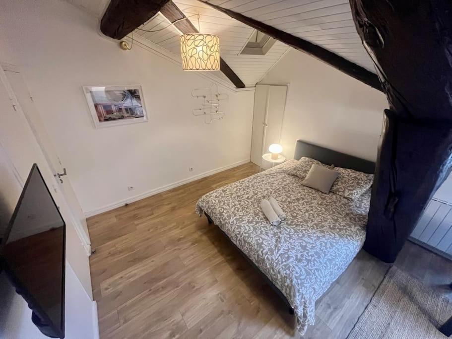 Suite Polkka Lyon Luaran gambar