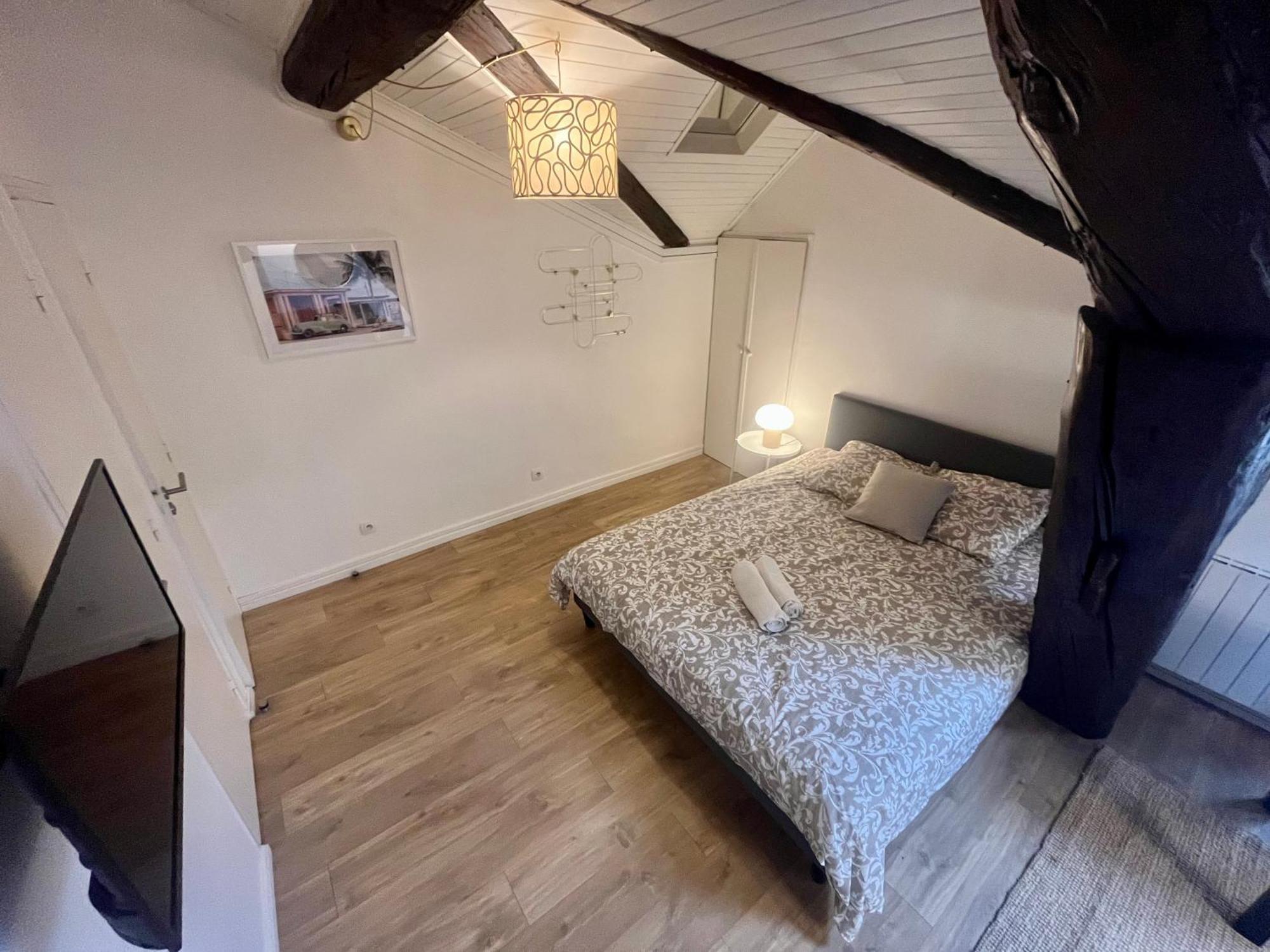 Suite Polkka Lyon Luaran gambar
